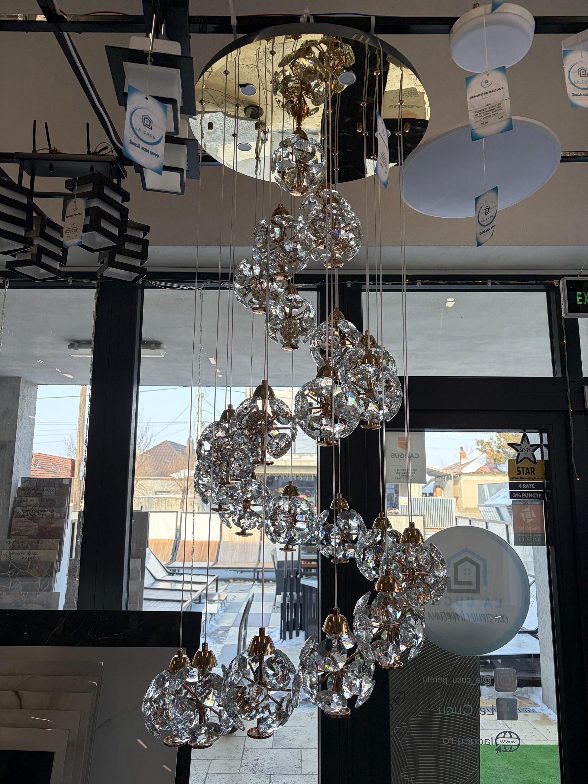 Żyrandol kryształowy LED KILKENNY Culmino, 144W, światło neutralne, średnica 60cm, złote nowoczesne żyrandole Domyślny tytuł Alessandro Design