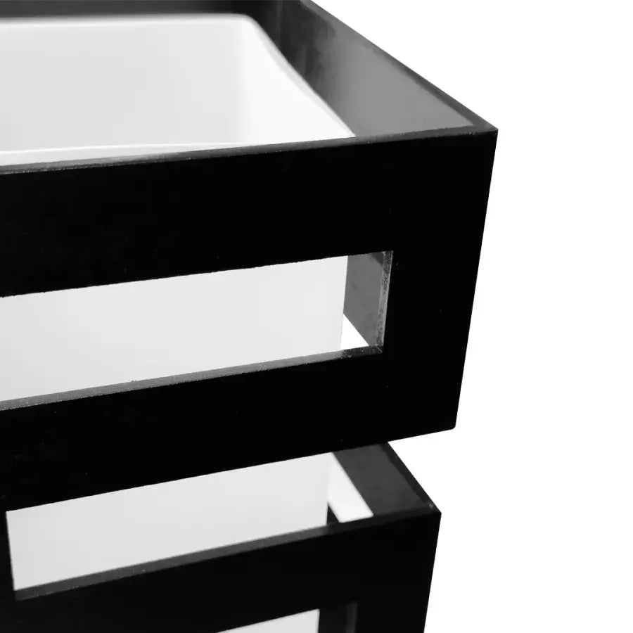Drewniany żyrandol VANJA, kwadratowy abażur, gniazdo 4 X E27, białe/czarne klasyczne żyrandole Domyślny tytuł Alessandro Design