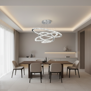 Żyrandol LED z pilotem PRISM Luminis, kryształ i metal, 210 W, 4 kółka, możliwość przyciemniania, światło zimne/ciepłe/neutralne, luksusowe oświetlenie