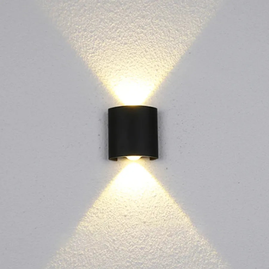 Kinkiet LED Fantas do użytku zewnętrznego i wewnętrznego, 2 źródła x 1 W, IP65, metaliczny, czarny, 3000 K Kinkiety zewnętrzne Tytuł domyślny Alessandro Design