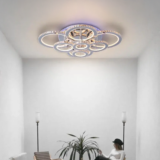 Żyrandol LED z pilotem i kryształem LIA RGB 182W, 8 kółek, światło zimne/ciepłe/neutralne, możliwość przyciemniania, błyszcząca biel Chromowane żyrandole kryształowe LED Domyślny tytuł Alessandro Design