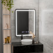 Lustro LED Touch LUCIDA System odmgławiania, zegar i temperatura 50x70 cm Rama Czarne szczotkowane lustra Korman S Domyślny tytuł Alessandro Design