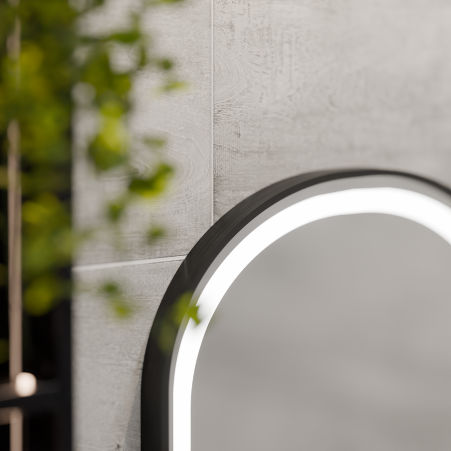 Lustro Helmuta LED Touch, system odmgławiania, zegar i temperatura 45x90 cm, czarna ramka, szczotkowane lustra Marcello Funghi Korman S Domyślny tytuł Alessandro Design