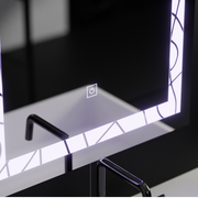 Prostokątne lustro LED, 60x80cm, rama Deco Basic Touch Lustra Korman C Domyślny tytuł Alessandro Design