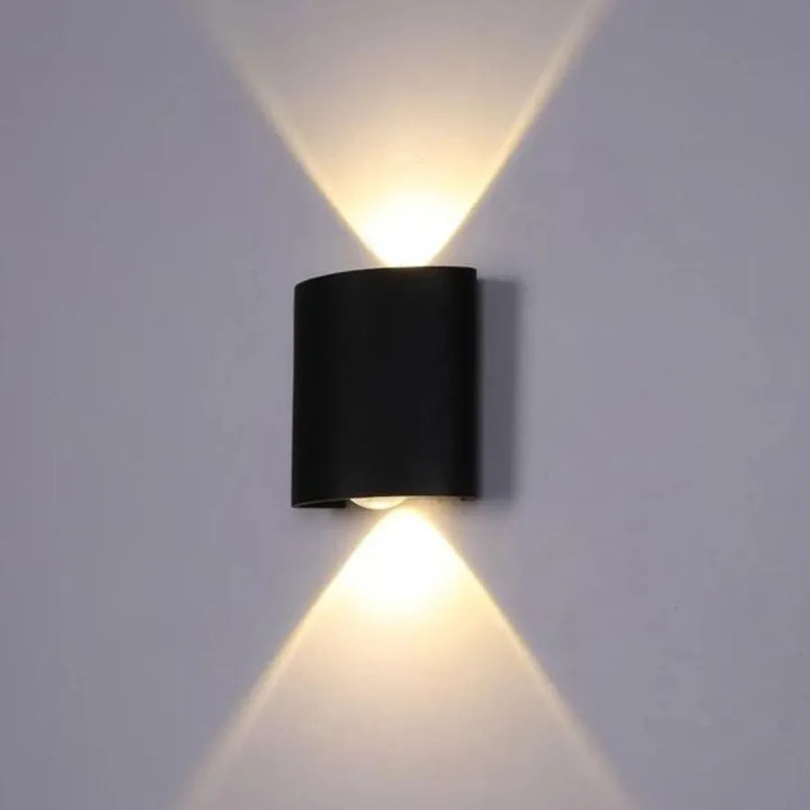 Kinkiet LED Fantas do użytku zewnętrznego i wewnętrznego, 2 źródła x 1 W, IP65, metaliczny, czarny, 3000 K Kinkiety zewnętrzne Tytuł domyślny Alessandro Design