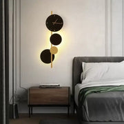 Kinkiet LED Bryson 18W Czarne złoto Zintegrowany zegar Zewnętrzne kinkiety Domyślny tytuł Alessandro Design