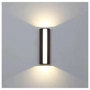 Berfin Zewnętrzny kinkiet LED, 7 W, 3000 K, czarny, metalowy kinkiet wewnętrzny Tytuł domyślny Alessandro Design