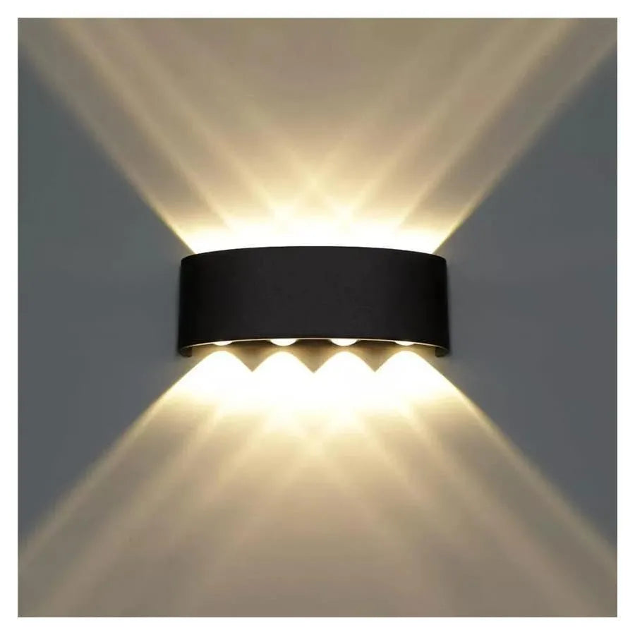 Kinkiet LED Fantas do użytku zewnętrznego i wewnętrznego, 8 źródeł x 1 W, IP65, metaliczny, czarny, 3000 K Kinkiety zewnętrzne Domyślny tytuł Alessandro Design