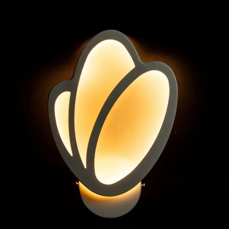 Kinkiet LED Tulip 15 W, światło zimne/ciepłe/neutralne 3000 K/4000 K/6000 K, białe, metalowe i akrylowe kinkiety wewnętrzne tytuł domyślny Alessandro Design