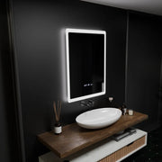 Prostokątne lustro LED, 60x80cm, czujnik ELANCEE MotionGlow Marcello, system odmgławiania, zegar i termometr, przyciemniane lustra Marcello Domyślny tytuł Alessandro Design