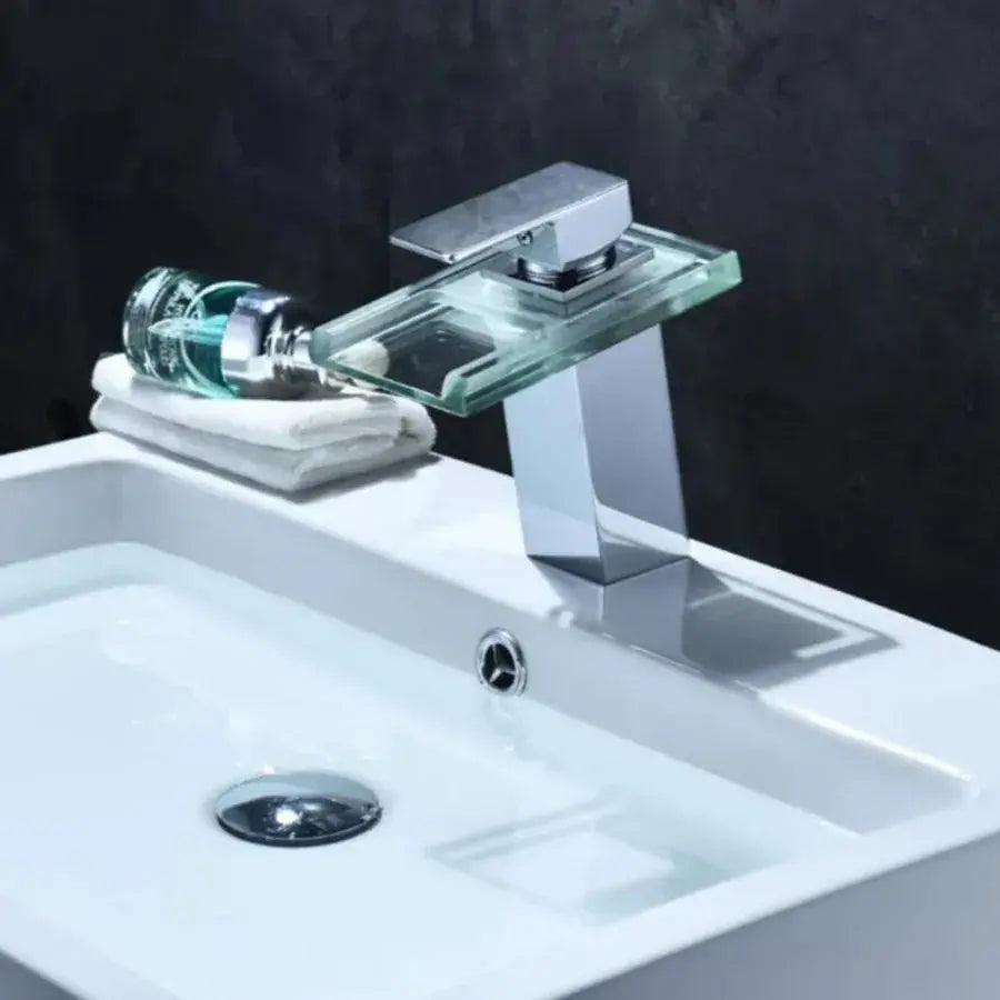 Bateria umywalkowa, stop i szkło, chrom, światło RGB, zmiana koloru w zależności od temperatury wody, baterie łazienkowe OD3008 Domyślny tytuł Alessandro Design
