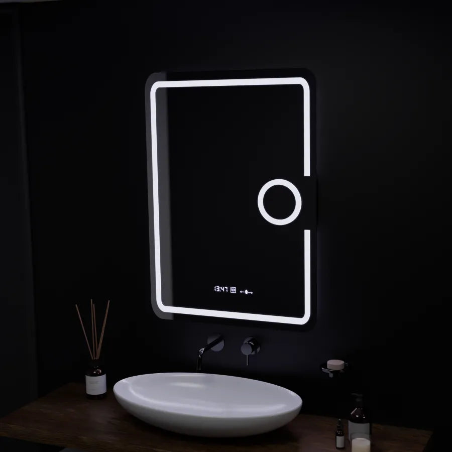 Prostokątne lustro LED, 50x70 cm, Eclat MotionGlow Marcello, system przeciwmgielny, zegar i termometr, lupa kosmetyczna, przyciemniane lustra Marcello Domyślny tytuł Alessandro Design