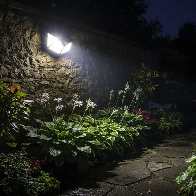 Lampa solarna z czujnikiem ruchu, 100 diod LED, IP.65, czarna Kinkiety zewnętrzne Tytuł domyślny Alessandro Design