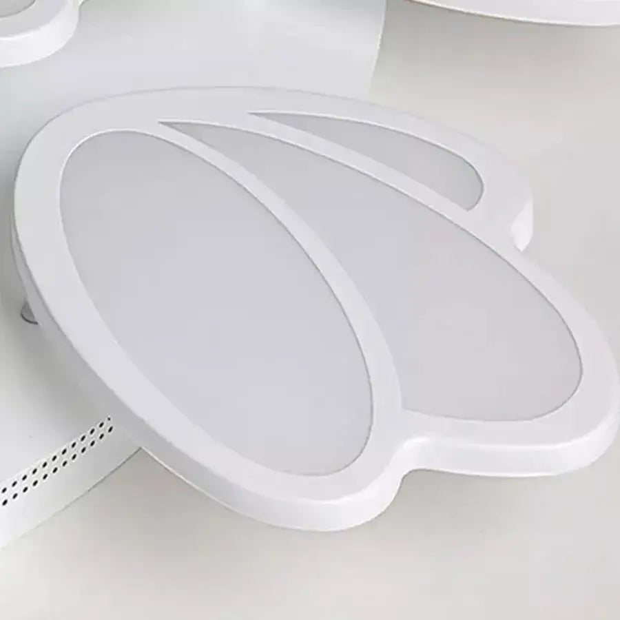 Żyrandol LED z pilotem TULIP 45W, 3 płatki, światło zimne/ciepłe/neutralne, możliwość przyciemniania, biały żyrandol LED z pilotem Domyślny tytuł Alessandro Design
