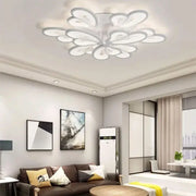 Żyrandol LED z pilotem BLOSSOM 49W, 9 płatków, światło zimne/ciepłe/neutralne, możliwość przyciemniania, biały Żyrandol LED z pilotem Domyślny tytuł Alessandro Design