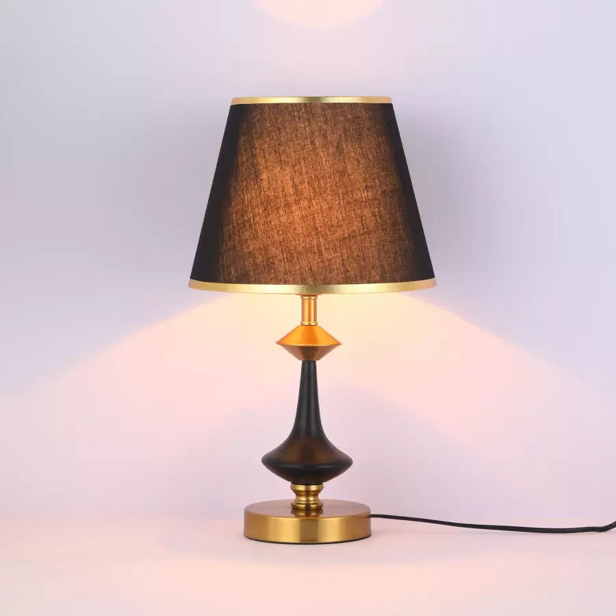 Veioza Shreya 1x E27 Czarne złoto Veioze i lampa podłogowa Domyślny tytuł Alessandro Design